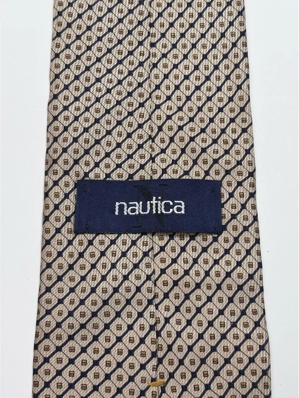 Nautica 100% Silk Wide Tie In Gold And Black‎